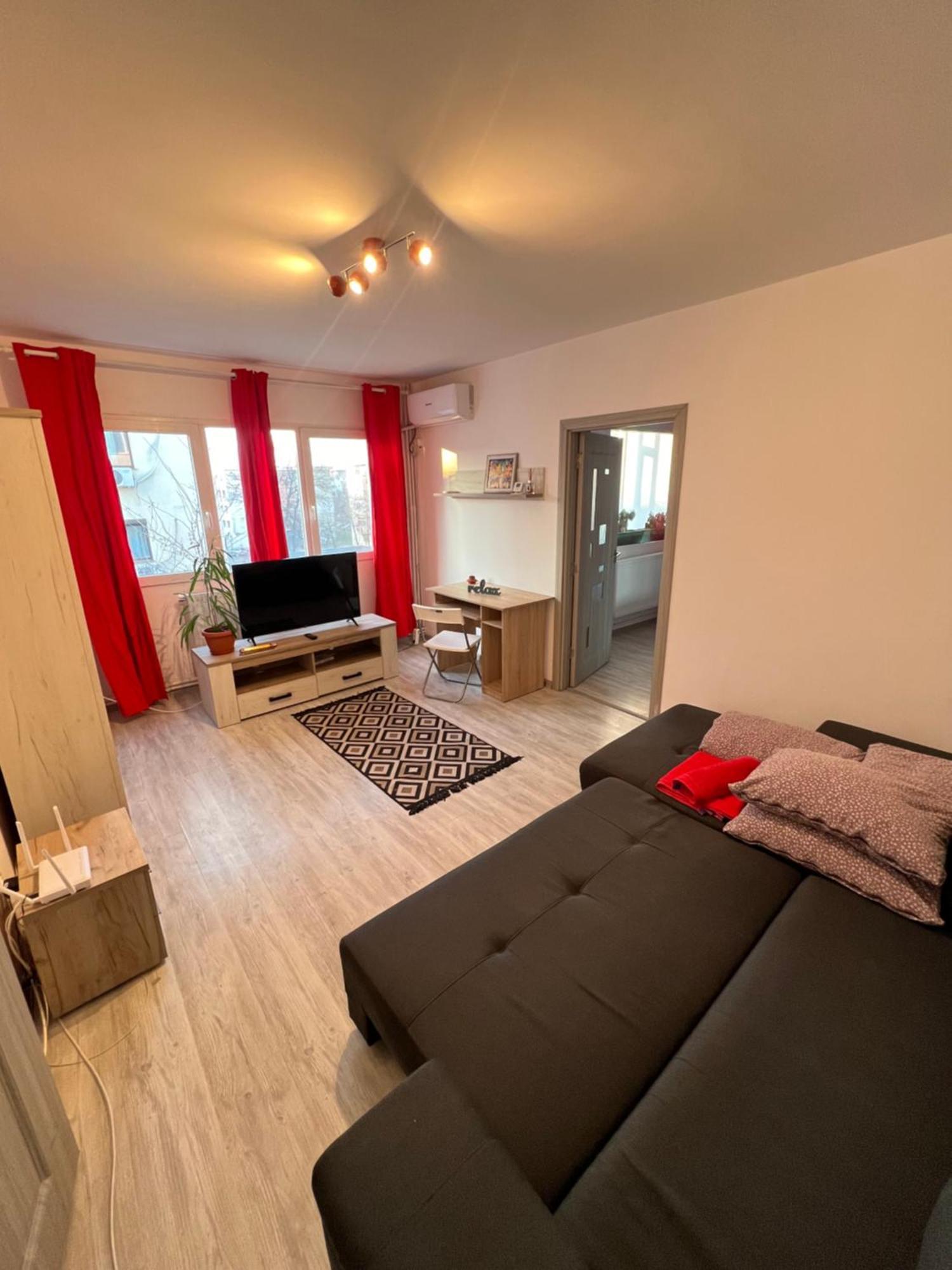 3 Rooms Apartment Airy & Bright Palas Style Iasi Extérieur photo